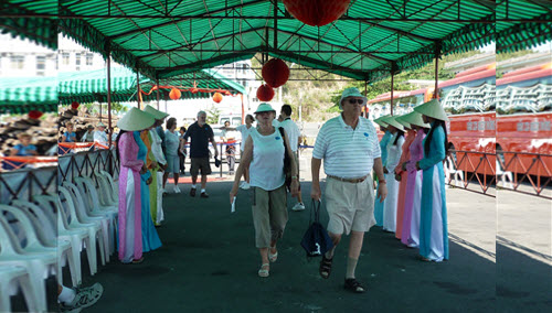 Khánh Hòa: Đón tàu du lịch Diamond Princess nhập cảng Nha Trang