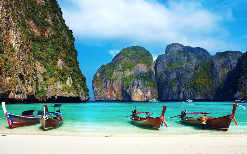 PhiPhi Island